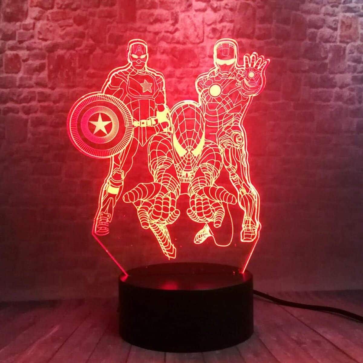 Test : veilleuse 3D Avengers, un éclairage héroïque