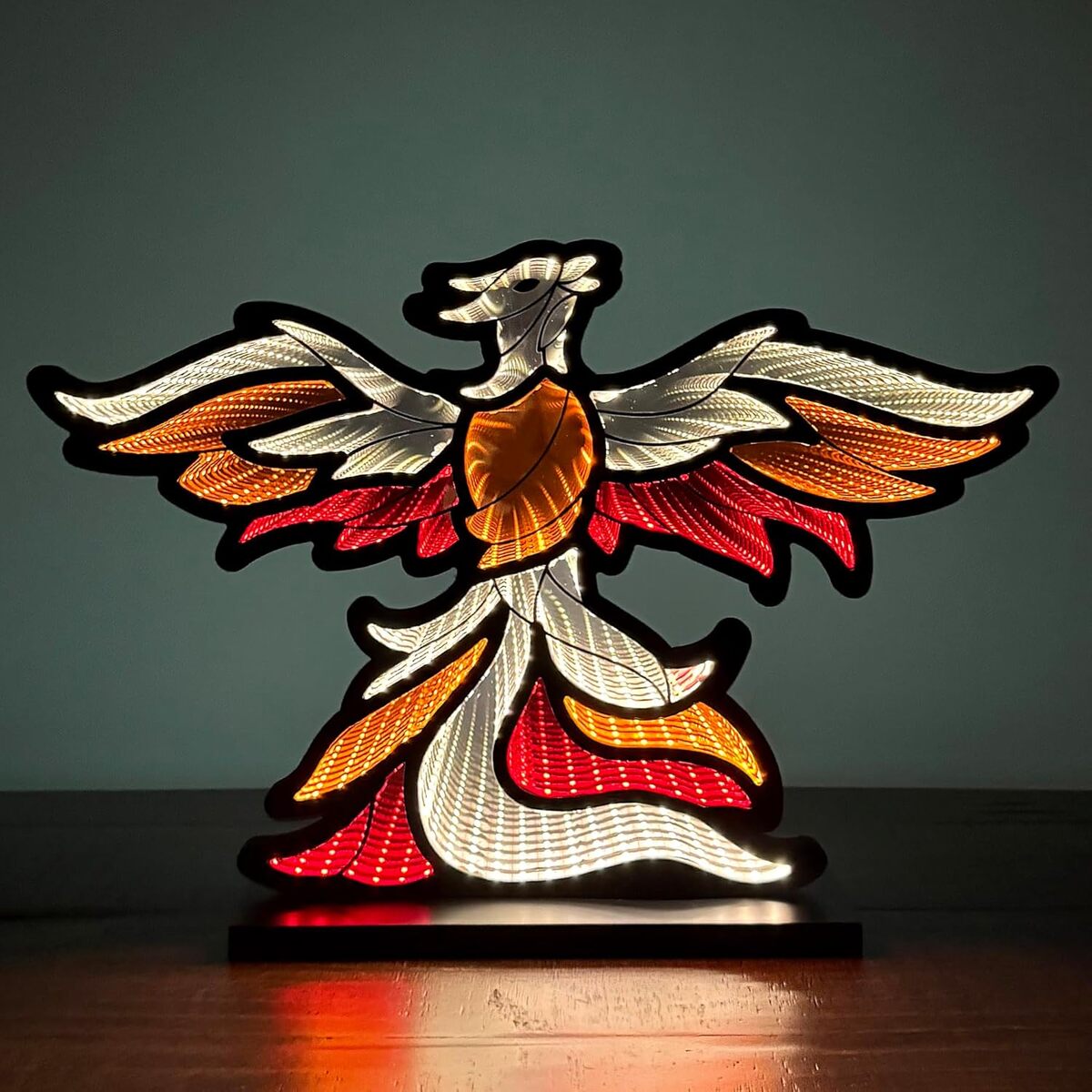 Test de la veilleuse miroir Phoenix Infinity LED par Elumina Decor