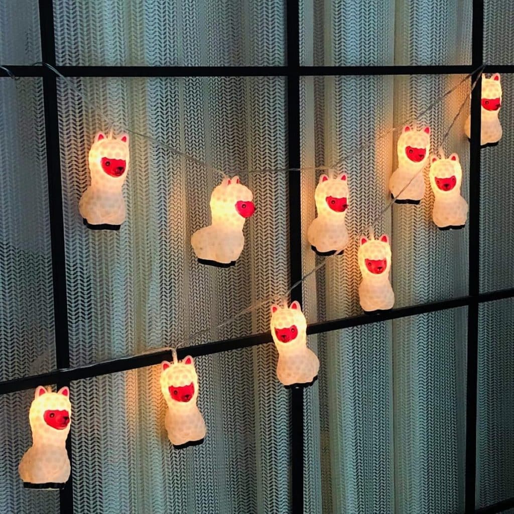 Avis sur la guirlande lumineuse alpaga : déco enfant parfaite
