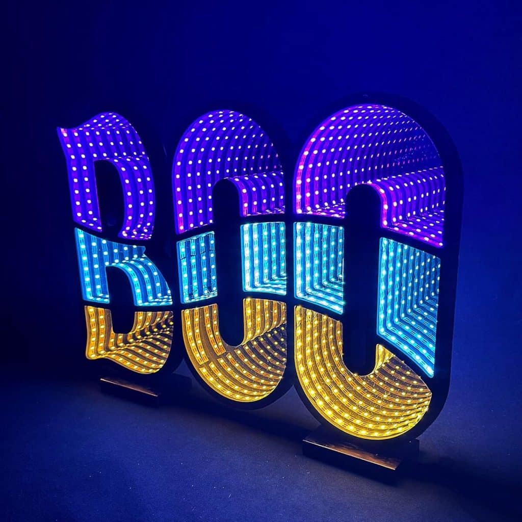 Avis sur la lampe miroir Infini Boo LED d'Elumina Decor