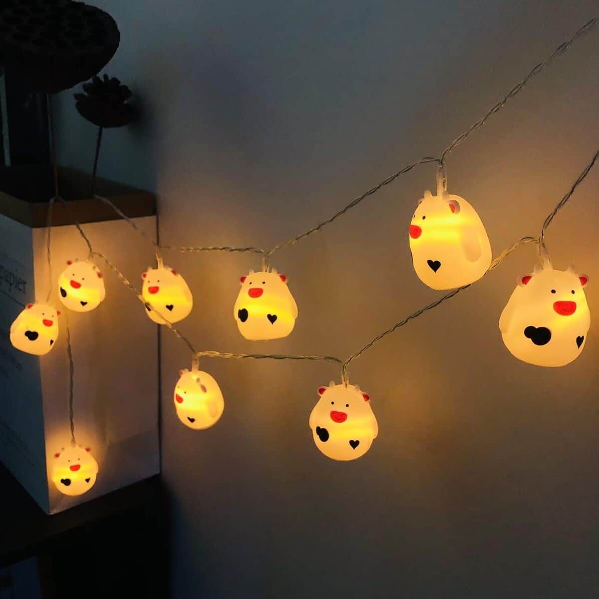 Avis sur la guirlande Sezrgiu 1, 5 m LED en forme de vache