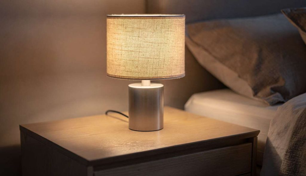 Guide d'achat : choisir une lampe à poser pour l'intérieur