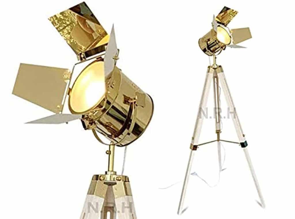 Test du projecteur industriel Hollywood sur trépied : performance au cinéma et en studio