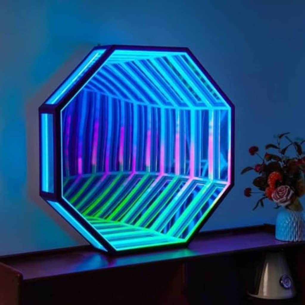 Avis : miroir lumières LED 3D octogonal, déco futuriste 70 cm