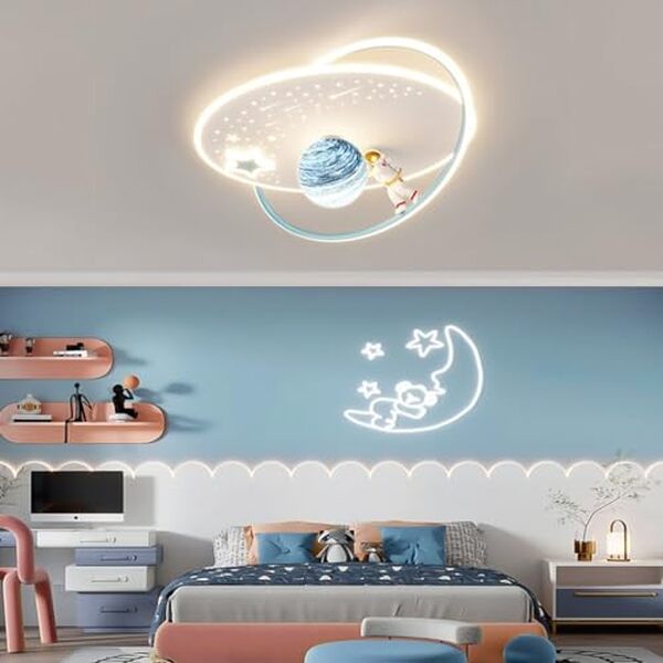 Découvrez notre test du plafonnier LED design astronaute Ruirfh : un luminaire original et performant pour créer une ambiance ludique dans la chambre de votre enfant. 