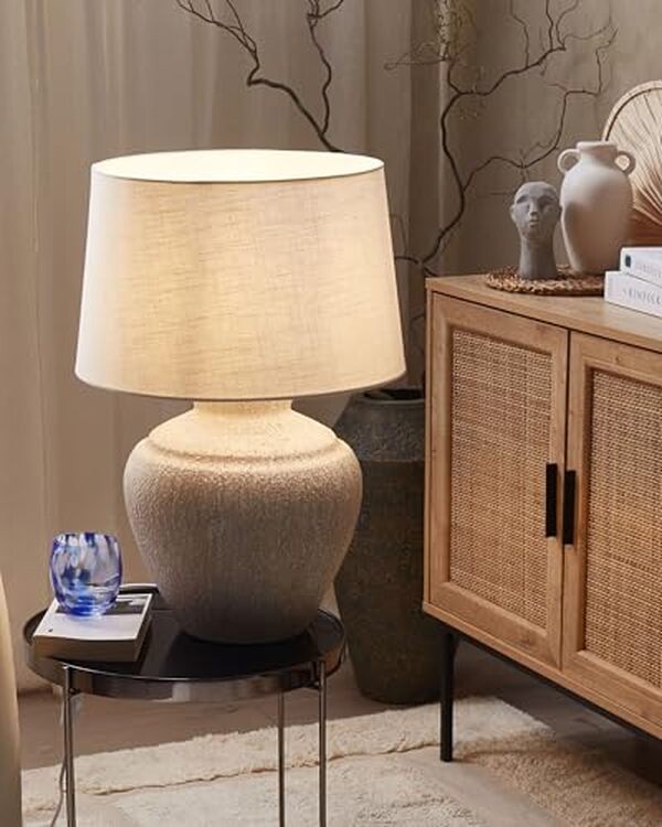 Découvrez notre avis complet sur la lampe de table en céramique Caine de Beliani : design, qualité, performance et prix. Test détaillé pour vous aider à choisir.