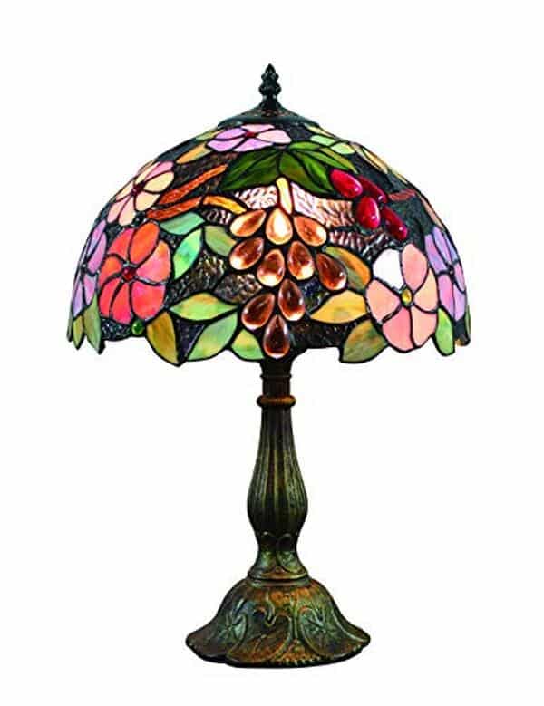 Découvrez notre avis détaillé sur la lampe de table vitrail tiffany vintage Gweat Home Deco 12 pouces : qualité, design et performance de cette lampe de décoration d'intérieur.
