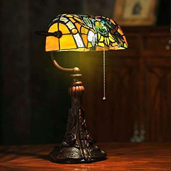 Découvrez notre test détaillé de la lampe de bureau FUMAT Tiffany vintage : design, qualité, performance et prix. Avis d'expert et conseils d'achat.