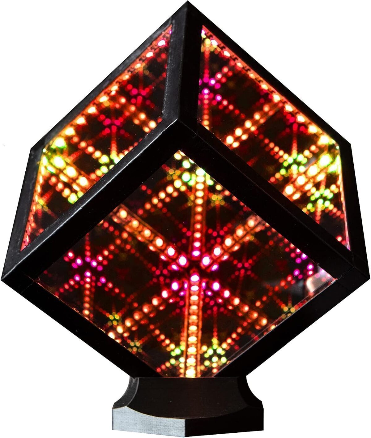 Test : lampe Hyperspace HyperCube Nano, technologie réactive et design unique